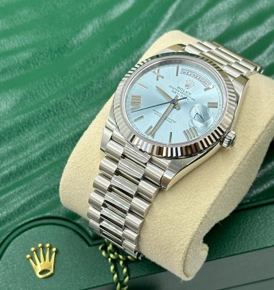 Rolex Day-date 40 Ice Blue Roman
