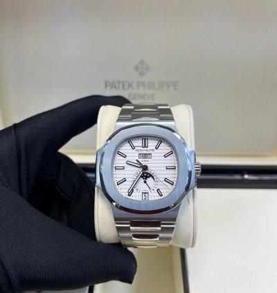 Patek Philippe Nautilus Annual Calendar 5726 1a-010