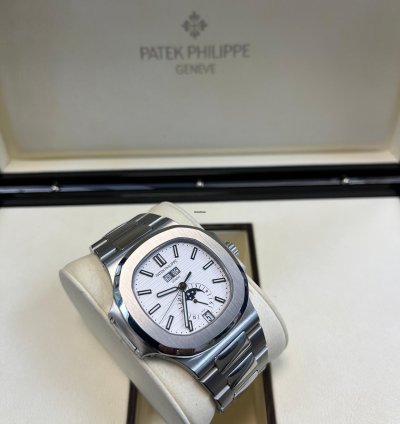 Patek Philippe Nautilus Annual Calendar 5726 1a-010