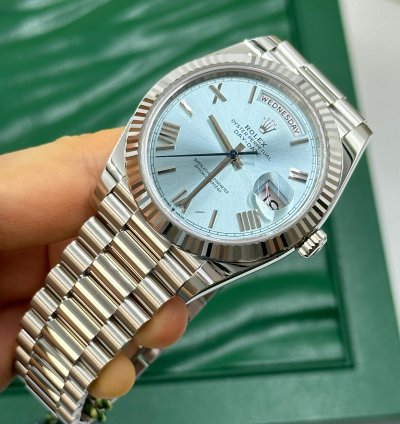 Rolex Day-date 40 Ice Blue Roman