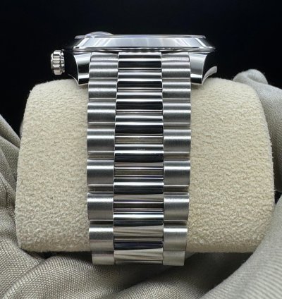 Rolex Day-date 40 Ice Blue Roman Dial
