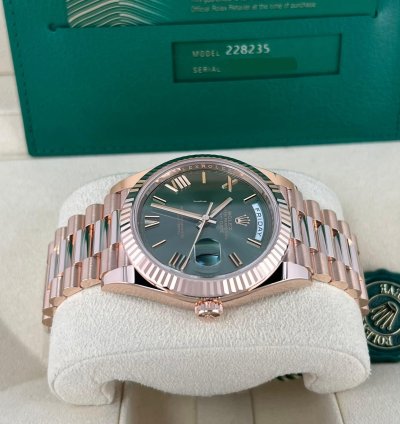 Rolex Day-date 40 In Stock 2023 Day-date 40 Olive Green Roman 228235 18k Everose Gold Presidential Bracelet