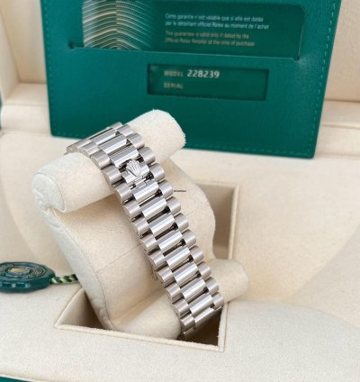 Rolex Day-date 40 In Stock 2023 Day-date 40 Olive Roman 228239 18k Wg Presidential Bracelet