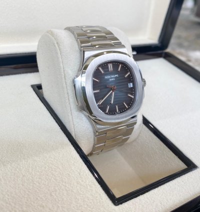 Patek Philippe Nautilus Blue 5711 1a-010