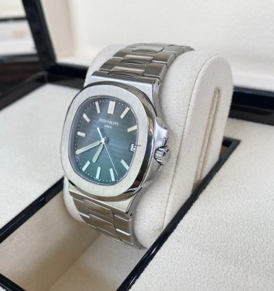 Patek Philippe Nautilus Blue 5711 1a-010