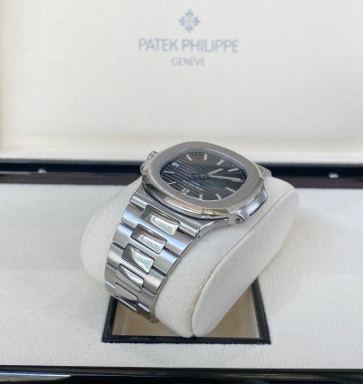 Patek Philippe Nautilus Blue 5711 1a-010