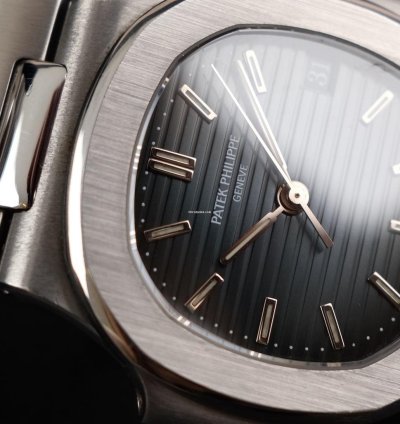 Patek Philippe Nautilus Blue Dial 3800 Papers Box Rare Black Date German Delivered