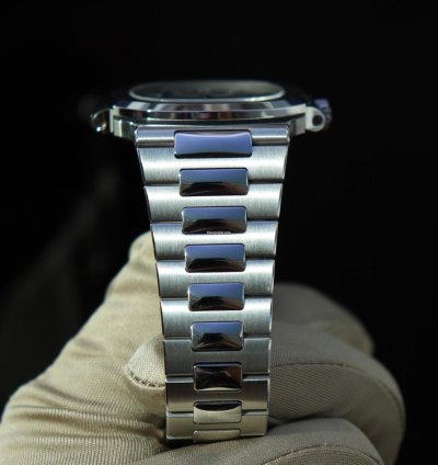 Patek Philippe Nautilus Blue Dial 5711 1a