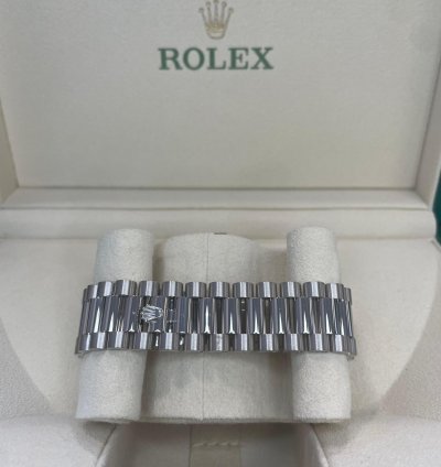 Rolex Day-date 40 Meteorite Dial 228349rbr