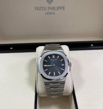Patek Philippe Nautilus Blue Dial 5711 1a-010
