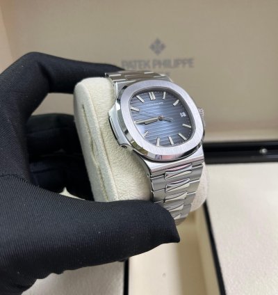 Patek Philippe Nautilus Blue Dial 5711 1a-010