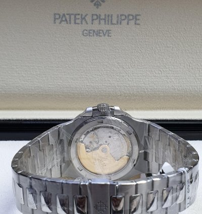 Patek Philippe Nautilus Blue Dial Like New Full Set