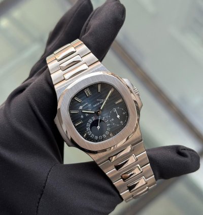 Patek Philippe Nautilus Blue Dial With Box
