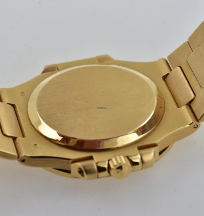 Patek Philippe Nautilus Blue Diamond Dial 18k Yellow Gold 3800 Service 11 2023 3800 1j