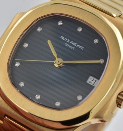 Patek Philippe Nautilus Blue Diamond Dial 18k Yellow Gold 3800 Service 11 2023 3800 1j