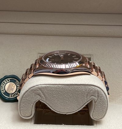 Rolex Day-date 40 Mint As New Condution Full Set Factory Warranty