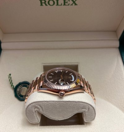 Rolex Day-date 40 Mint As New Condution Full Set Factory Warranty