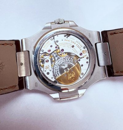 Patek Philippe Nautilus Blue Diamond Dial 5724g-001