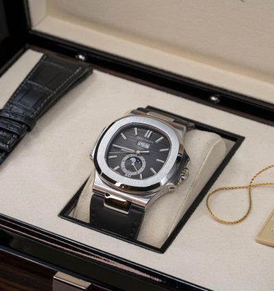 Patek Philippe Nautilus Bronze Dial