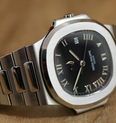 Patek Philippe Nautilus Charge Reserve - Black Roman Dial - Full Set - 3710 Year 2001