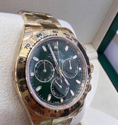 Rolex Daytona Green Dial Yellow Gold Discontinued