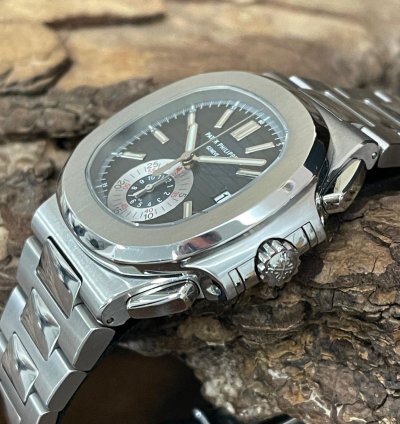 Patek Philippe Nautilus Chronograph - Ref 5980 1 - Full Set 2012 Lc100