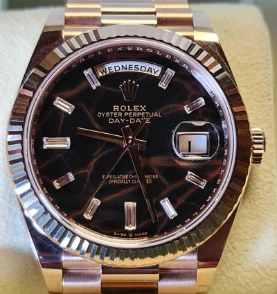 Rolex Day-date 40 Mm Rose Gold Eisenkiesel Dial
