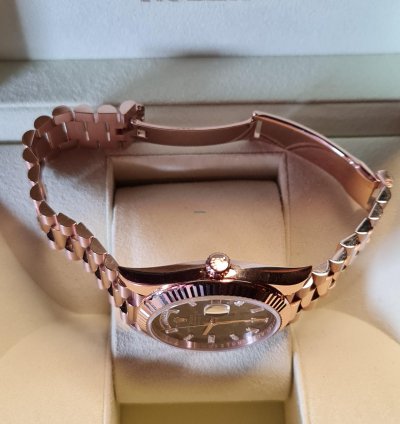 Rolex Day-date 40 Mm Rose Gold Eisenkiesel Dial