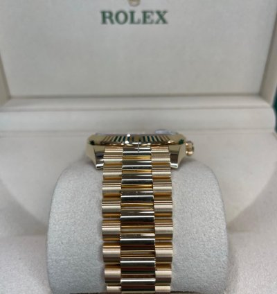 Rolex Day-date 40 Money Green Dial 2023 Unworn