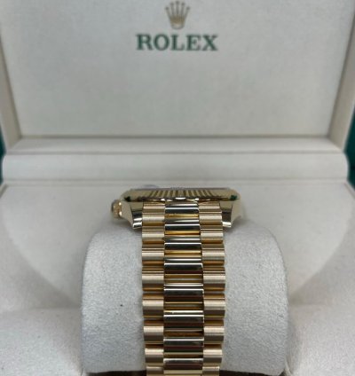 Rolex Day-date 40 Money Green Dial 2023 Unworn