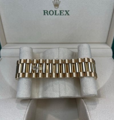 Rolex Day-date 40 Money Green Dial 2023 Unworn