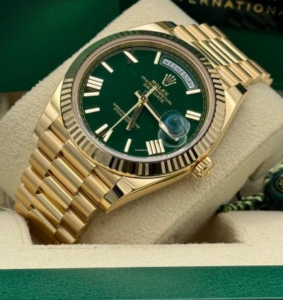 Rolex Day-date 40 Money Green Dial Unworn Full Set