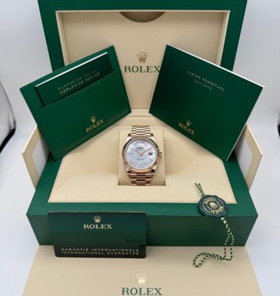 Rolex Day-date 40 Mop Perlmutt