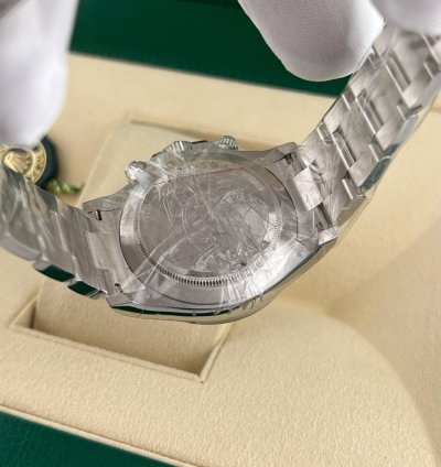 Rolex Daytona In Stock 2021 Daytona Ice Blue Baguette Index 116506 Platinum Oyster Bracelet