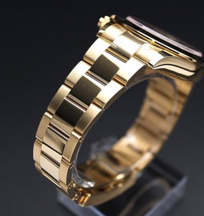 Rolex Daytona In Stock New Full Stickers Daytona Yellow Gold Green Dial Personal Delivery