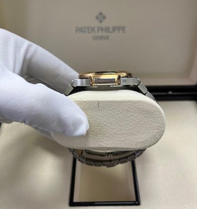 Patek Philippe Nautilus Chronograph Date 40 5mm Rose Gold Steel Blue Dial 5980 1ar-001