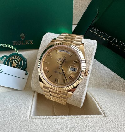 Rolex Day-date 40 New 2023 Champagne Gold Roman Dial President Bracelet Yellow Gold Fluted Bezel