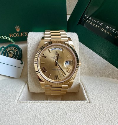 Rolex Day-date 40 New 2023 Champagne Gold Roman Dial President Bracelet Yellow Gold Fluted Bezel