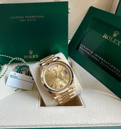 Rolex Day-date 40 New 2023 Champagne Gold Roman Dial President Bracelet Yellow Gold Fluted Bezel