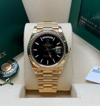 Rolex Day-date 40 New 2024 Black Dial Yellow Gold Fluted Bezel President Bracelet