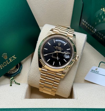 Rolex Day-date 40 New 2024 Black Dial Yellow Gold Fluted Bezel President Bracelet