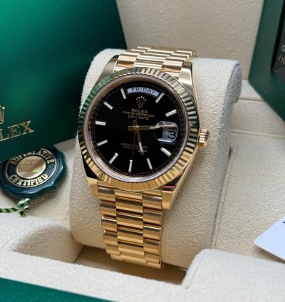 Rolex Day-date 40 New 2024 Black Dial Yellow Gold Fluted Bezel President Bracelet