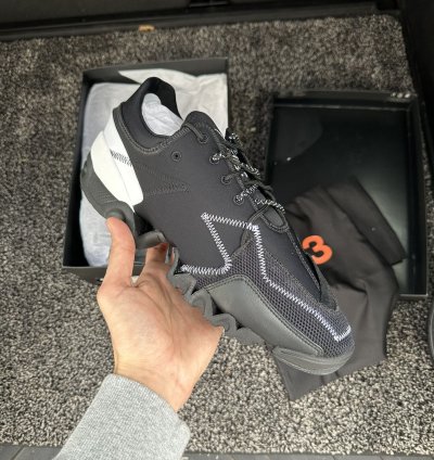 -3 Ekika Adidas