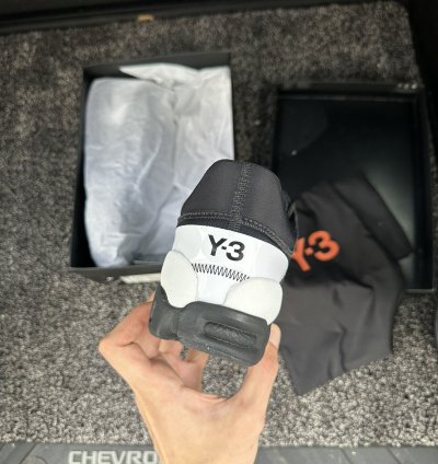 -3 Ekika Adidas
