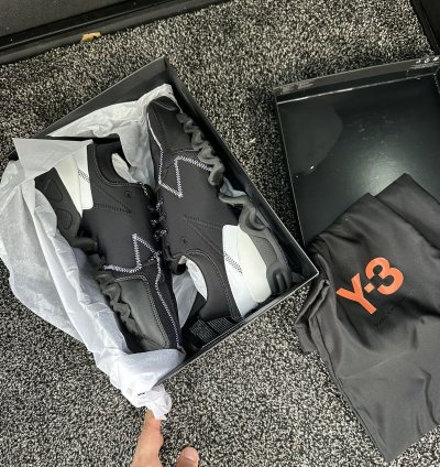 -3 Ekika Adidas