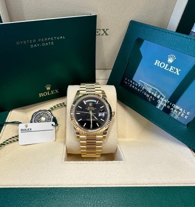 Rolex Day-date 40 New 2024 Black Index Dial Yellow Gold Fluted Bezel President Bracelet