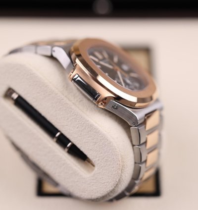 Patek Philippe Nautilus Chronograph Stahl Ros Gold - 2021 - Deu - Zustand Sehr Gut - Fullset