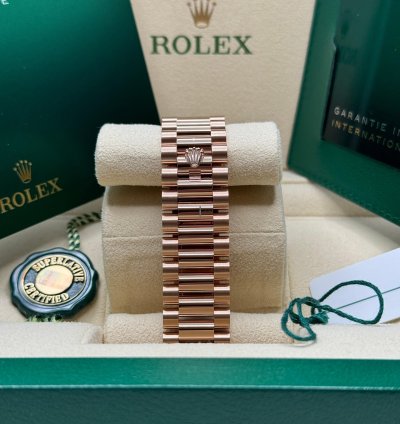 Rolex Day-date 40 New 2024 Chocolate Brown Baguette Diamond Dial Rose Gold President Bracelet