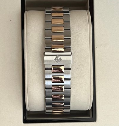 Patek Philippe Nautilus Chronograph Steel Rose Gold 5980 1ar-001