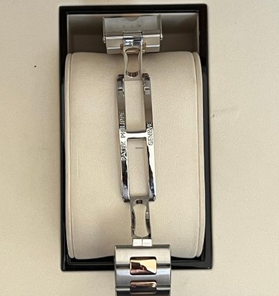 Patek Philippe Nautilus Chronograph Steel Rose Gold 5980 1ar-001